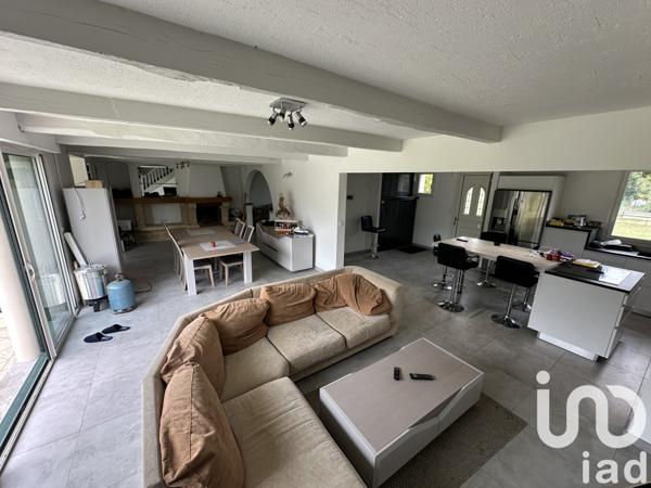 Maison à vendre 8 pièces 202 m² Josselin