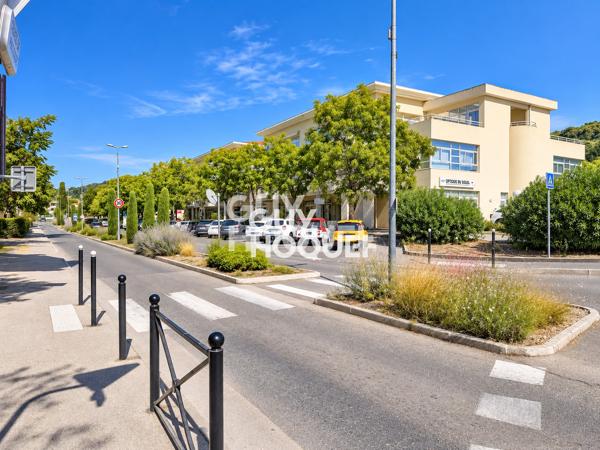 Divers à vendre de 67.9 m²
