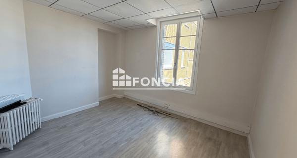 À vendre Local commercial 212.99 m² - Lens 62300