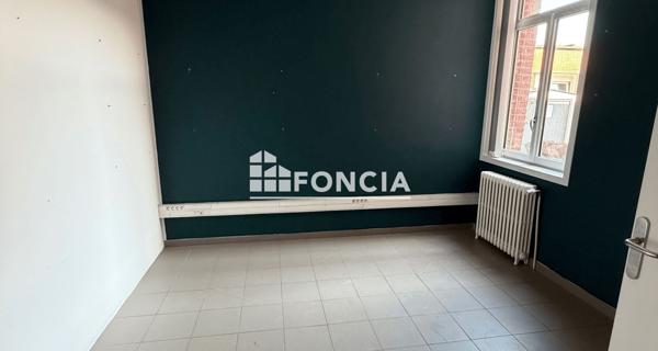 À vendre Local commercial 212.99 m² - Lens 62300