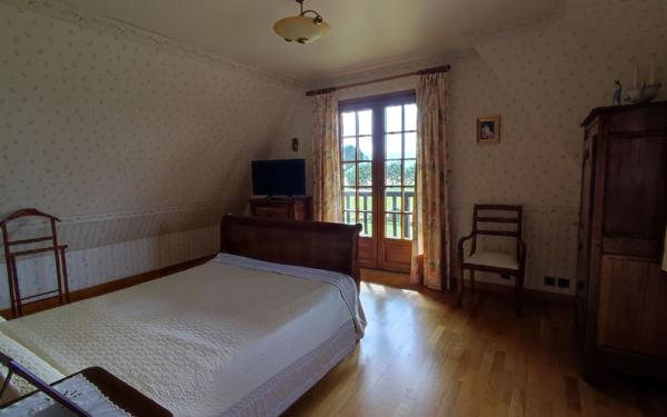 Maison à vendre    4 pièces • 169 m2 La Haye-Aubrée