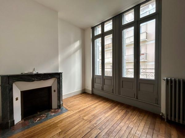 Appartement 2 pièces - HYPER CENTRE Poitiers (86000)