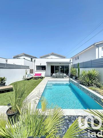Maison à vendre 6 pièces 147 m² Pessac