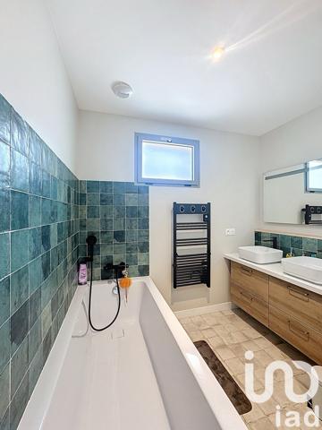 Maison à vendre 6 pièces 147 m² Pessac