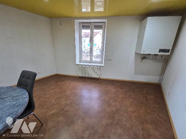 Maison de ville PREMIER ACHAT ou INVESTISSEMENT - 90m2 - Cour - TOUL ST EVRE