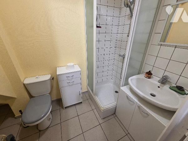 Maison de ville PREMIER ACHAT ou INVESTISSEMENT - 90m2 - Cour - TOUL ST EVRE