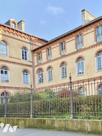 RENNES  JEAN MACE -  EXCLUSIF - Immeuble de bureaux dans