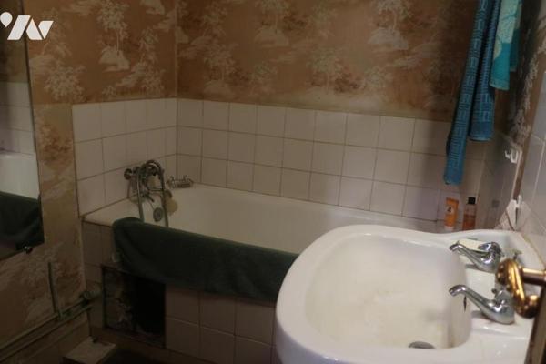 Appartement T2 - 5ème étage avec ascenseur - Cave - 34,75 m²