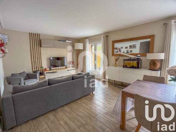 Maison 6 pièces de 101 m² à Bailly-Romainvilliers (77700)