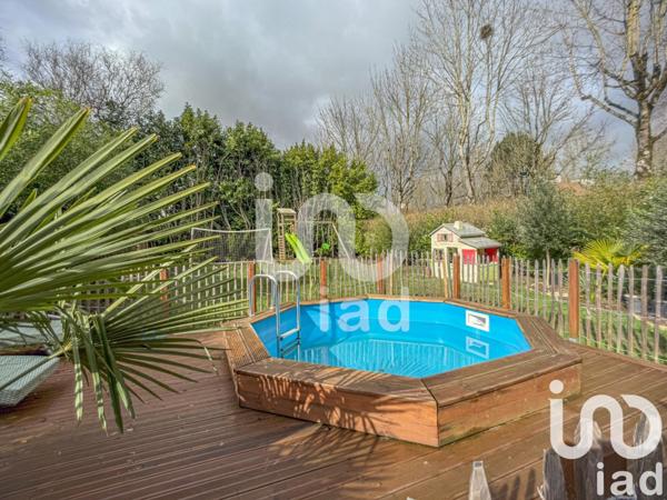 Maison 6 pièces de 101 m² à Bailly-Romainvilliers (77700)