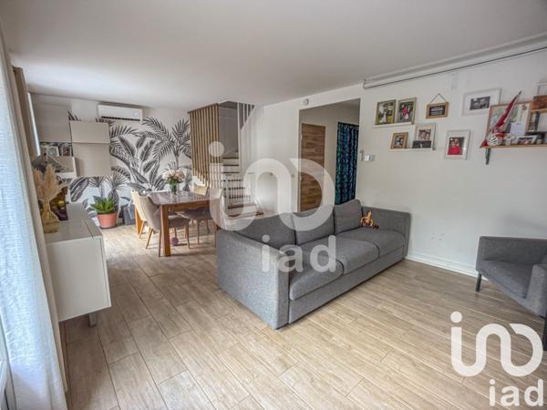Maison 6 pièces de 101 m² à Bailly-Romainvilliers (77700)