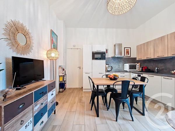 Appartement Studio Cabine à vendre  1 pièce - 23 m 2   ARCACHON  - 33