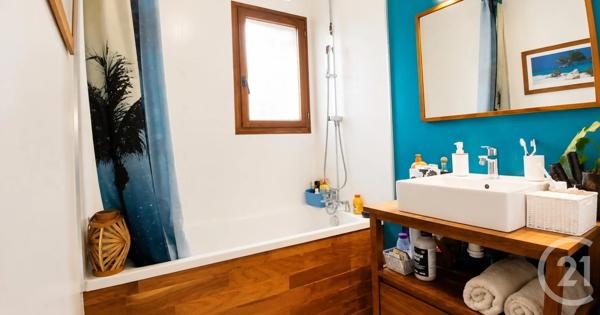 Maison à vendre  6 pièces - 98 m 2   SALLEBOEUF  - 33
