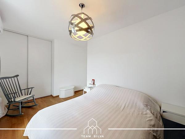 Maison
         4 pièces
        - 90 m² Exclusivité 329 900 € *