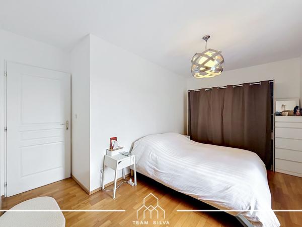 Maison
         4 pièces
        - 90 m² Exclusivité 329 900 € *