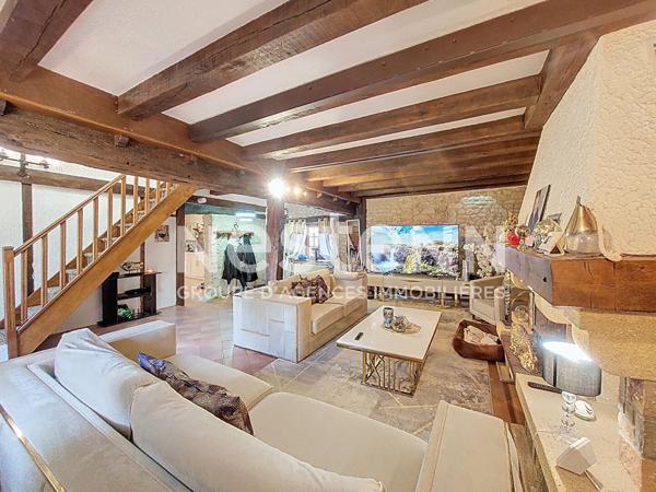 Maison proche Angerville 5 pièce(s) 185 m2