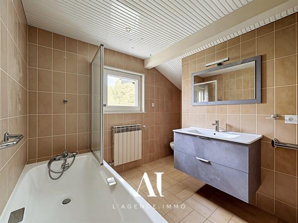 Maison individuelle à vendre, 6 pièces - Échenevex 01170
