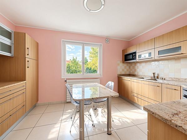 Maison individuelle à vendre, 6 pièces - Échenevex 01170