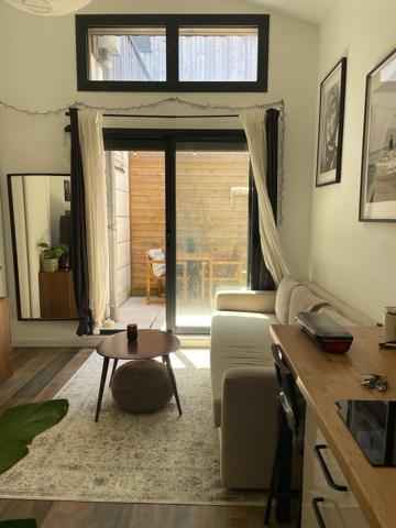Appartement
         1 pièce
        - 22 m² Exclusivité 191 600 € *