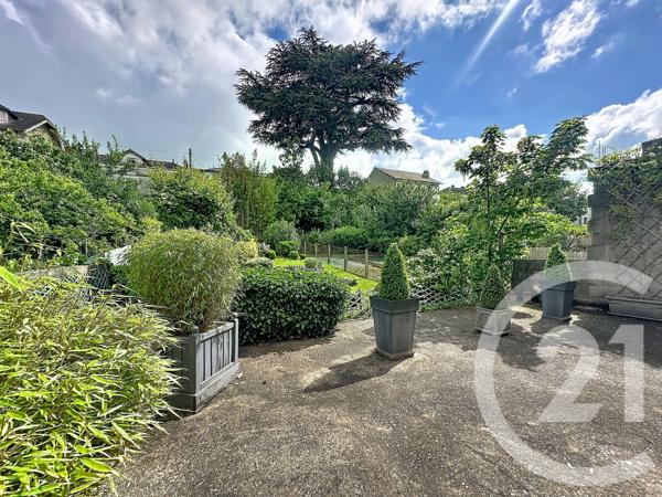 Maison à vendre  5 pièces - 132 m 2   PERIGUEUX  - 24