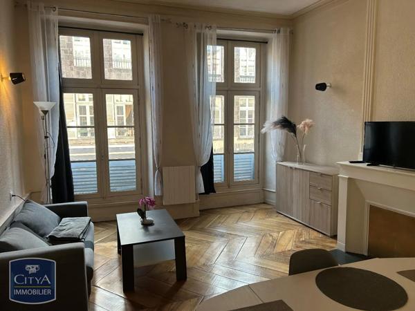 Appartement à louer 2 pièces 39.18m² Riom (63200)