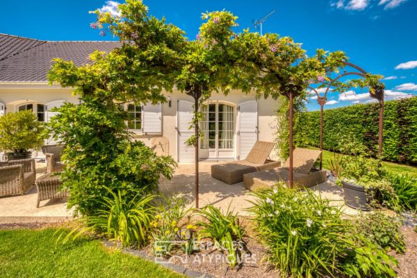 Belle maison contemporaine avec jardin et garage