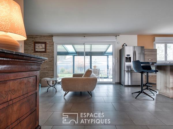 Maison contemporaine et jardin paysager