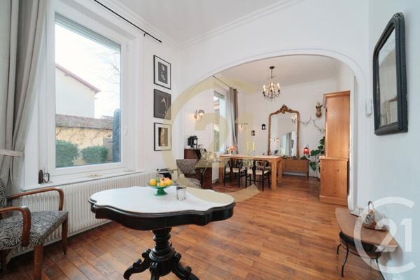 Maison à vendre  4 pièces - 123,57 m2 LYON - 69008