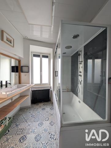 Maison à vendre 7 pièces 230 m² Limoges