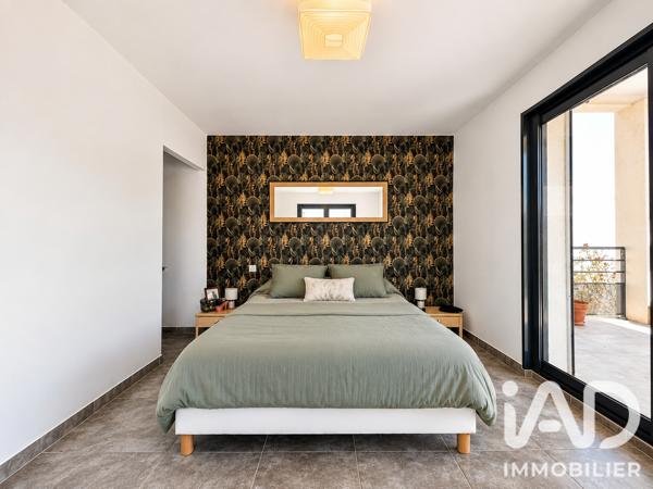 Maison à vendre 5 pièces 200 m² Bagnols-sur-Cèze