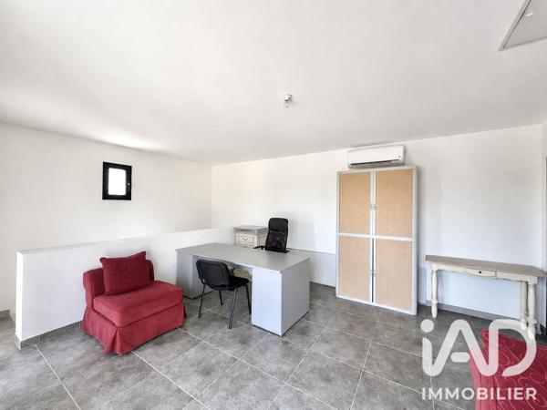 Maison à vendre 5 pièces 200 m² Bagnols-sur-Cèze
