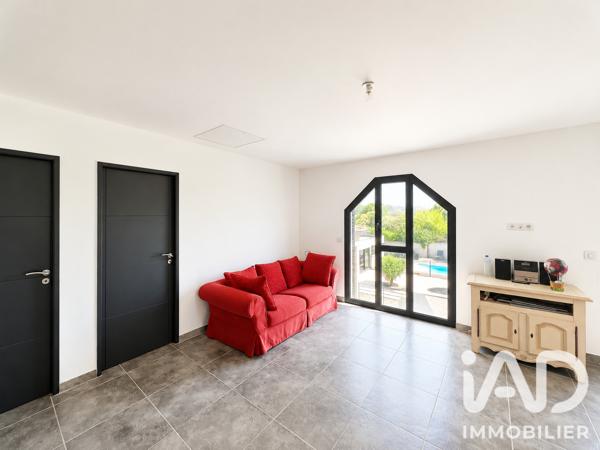 Maison à vendre 5 pièces 200 m² Bagnols-sur-Cèze