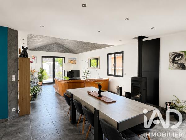 Maison à vendre 5 pièces 200 m² Bagnols-sur-Cèze