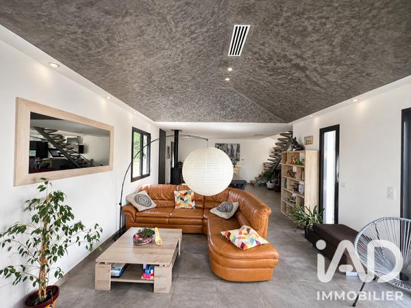Maison à vendre 5 pièces 200 m² Bagnols-sur-Cèze