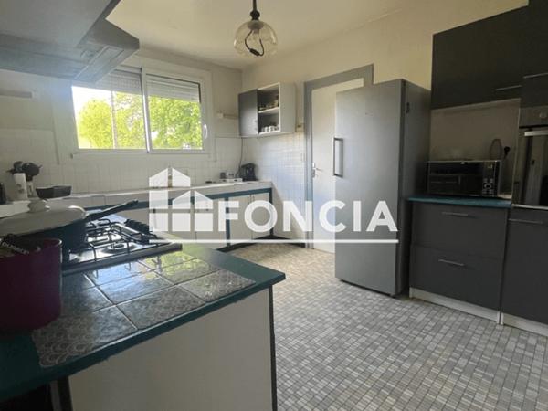 Location Maison 4 pièces 153.2 m² - 31 GRANDE RUE Luceau 72500