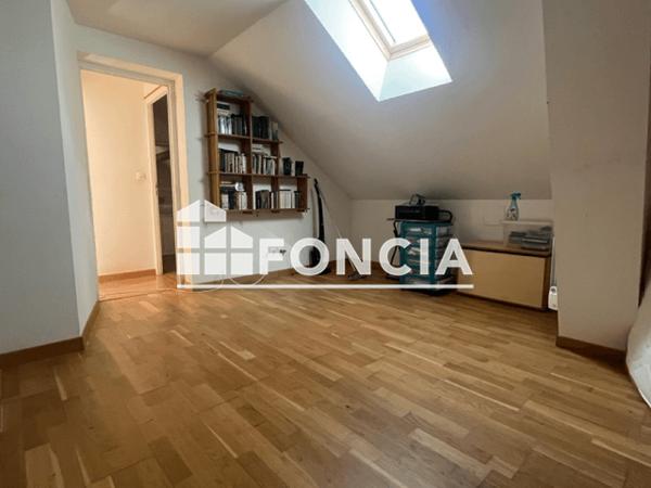 Location Maison 4 pièces 153.2 m² - 31 GRANDE RUE Luceau 72500