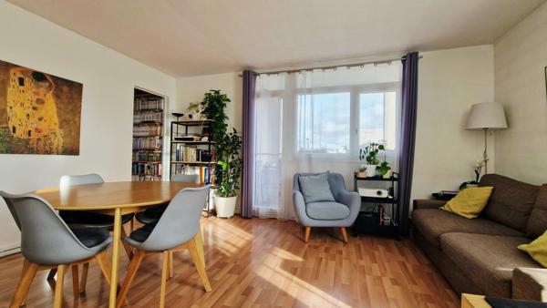 Appartement 3 pièces entièrement rénové – Maisons-Laffitte Château / Petit Parc