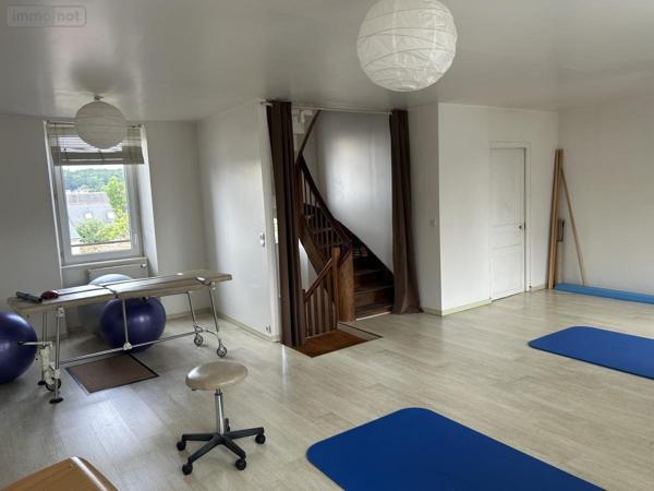 Immeuble à vendre à Guingamp dans les Côtes-d'Armor (22200), ref : 22064-1243