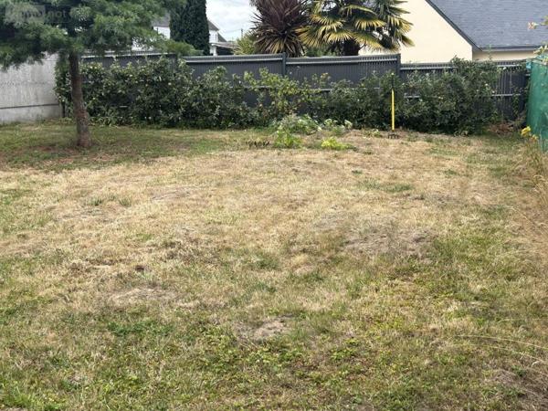 Immeuble à vendre à Guingamp dans les Côtes-d'Armor (22200), ref : 22064-1243