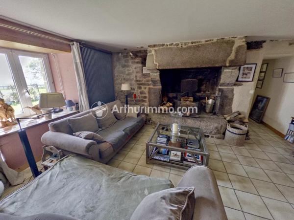 Vente Maison 6 pièces 157 m2 à Kergrist-Moëlou