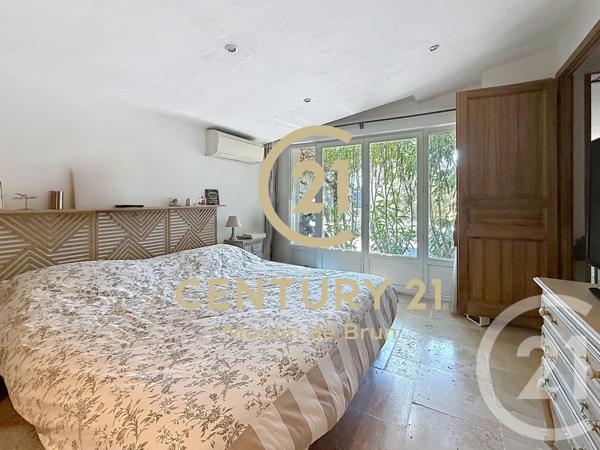 Maison à vendre  5 pièces - 110 m 2   GRASSE  - 06