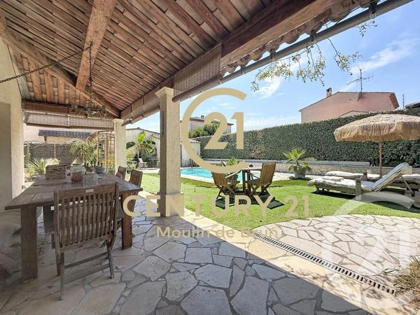 Maison à vendre  5 pièces - 110 m 2   GRASSE  - 06