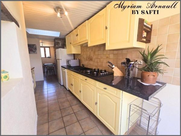 Bel ensemble immobilier avec maison d'habitation et grange