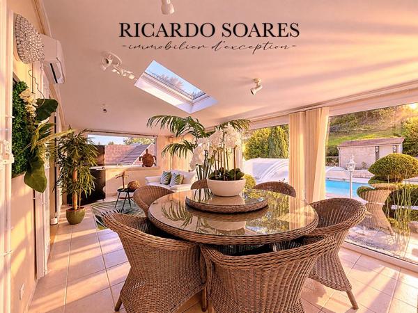 60700 PONT-SAINTE-MAXENCE - MAISON FAMILIALE 195 m² AU SOL / 4/5 CHAMBRES / PISCINE / DÉPENDANCE 50 m² / TERRAIN 1876 m²