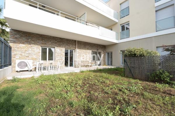 Appartement 4 pièces rdj + double parking