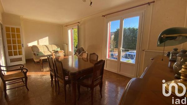 Domaine 5 pièces de 180 m² à Allouis (18500)