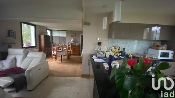 Domaine 5 pièces de 180 m² à Allouis (18500)