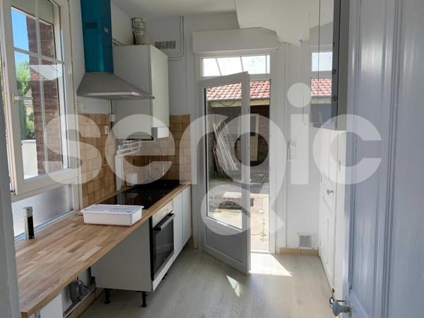 Location 5 Pieces 91 60400 Noyon 43 0622 01 0001