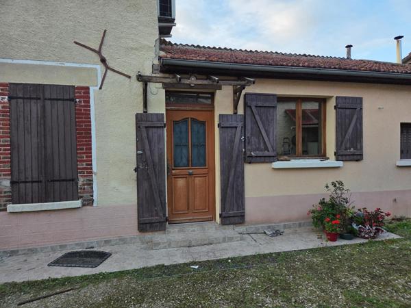 Maison de plain pied à la campagne