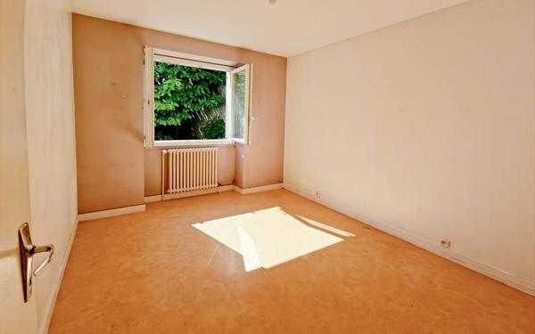 Maison à vendre    7 pièces •  Toury